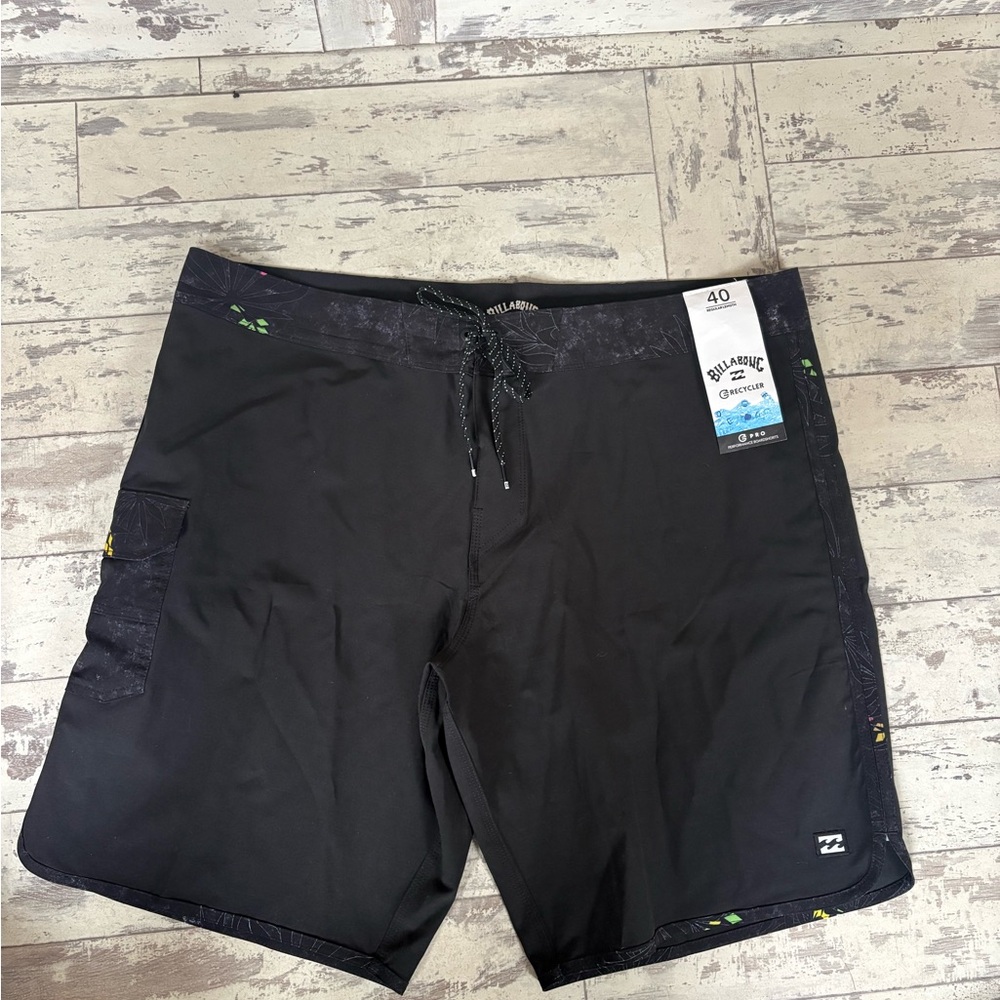 Billabong Men's Black Swim Shorts